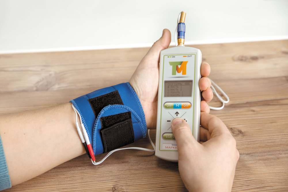 Электростимулятор Тренажер Маркелова с электродом «Колено» для суставов