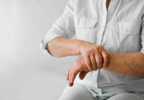 Исследование №1 АВРОРА: ультразвук+фототерапия при остеоартрите кисти у женщин